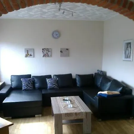 Ferienhaus In Nesse Mit Garten, Terrasse Und Grill Holiday home