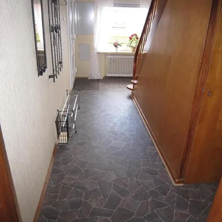 Ferienhaus In Nesse Mit Garten, Terrasse Und Grill Holiday home