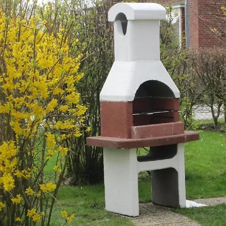 Ferienhaus In Nesse Mit Garten, Terrasse Und Grill Holiday home Dornum